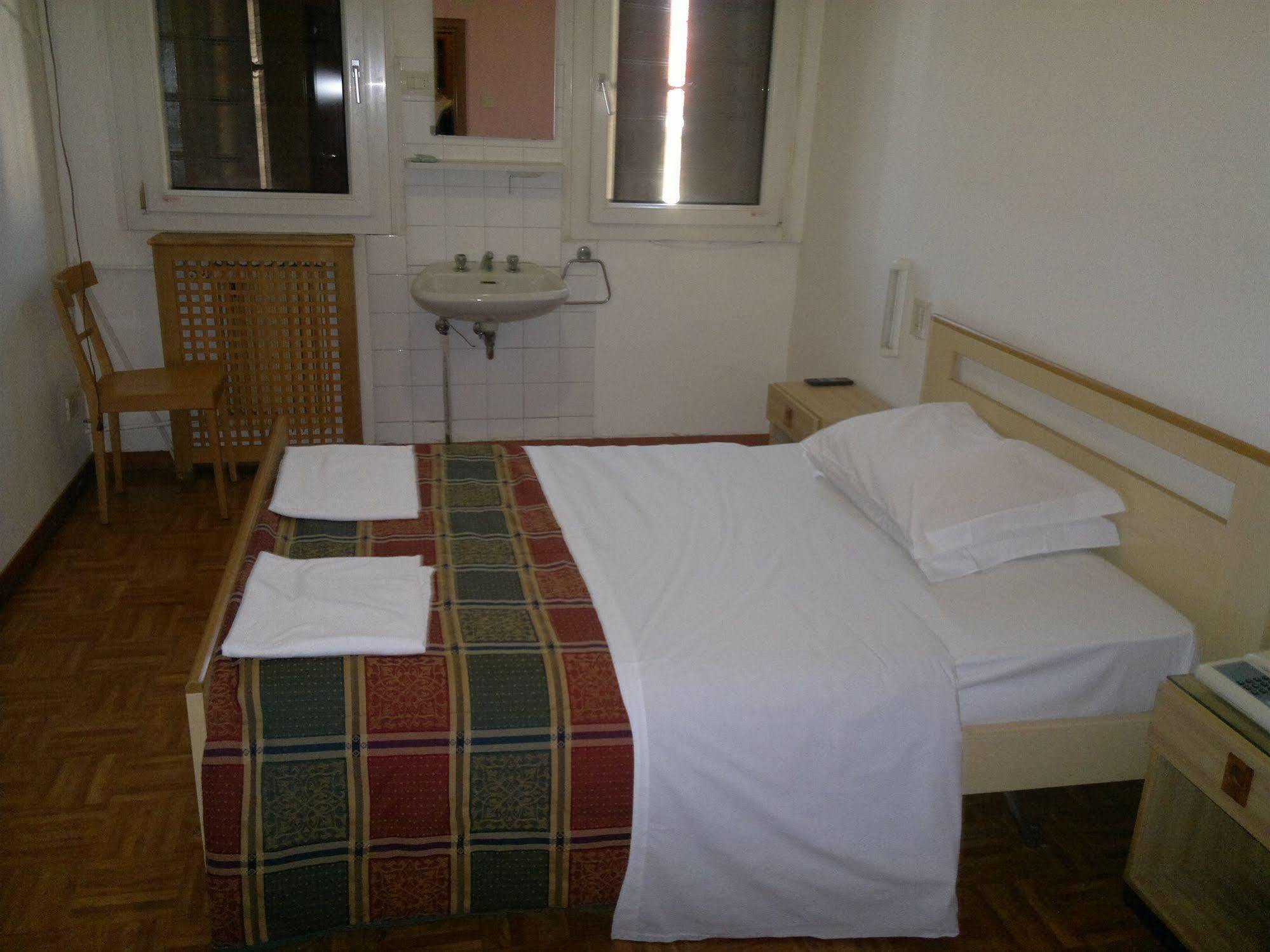 Giovannina Hotel *